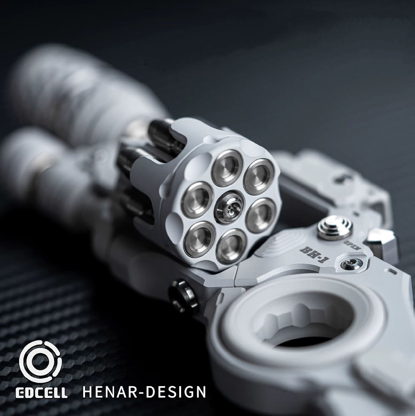 EDCELL Aluminum "Breaker Howitzer 2.0 Lite" Hand Fidget Toy for Gift & Collection
