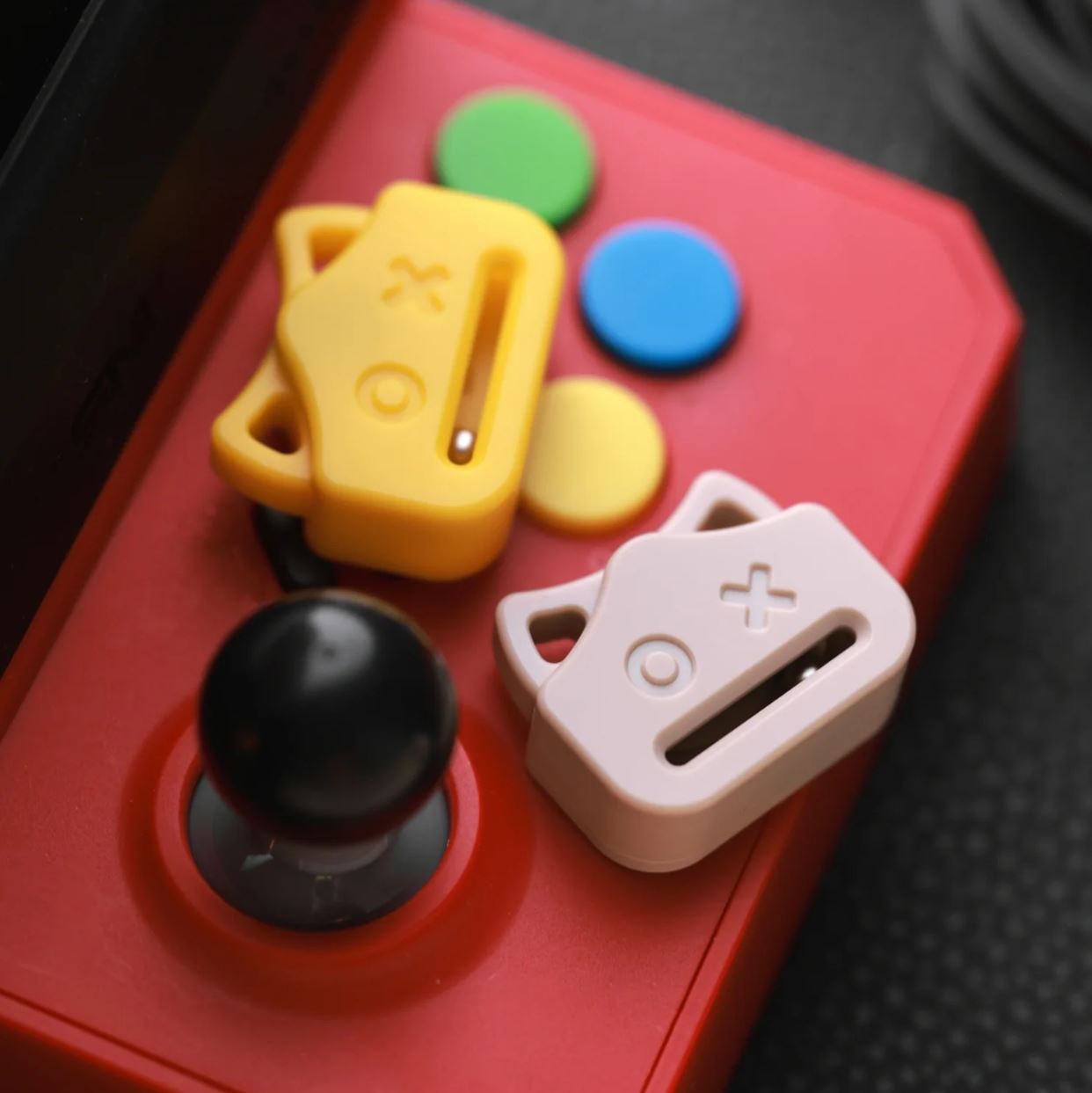 ACEdc Mini Cute Emoji Fidget Toy for Gift & Collection