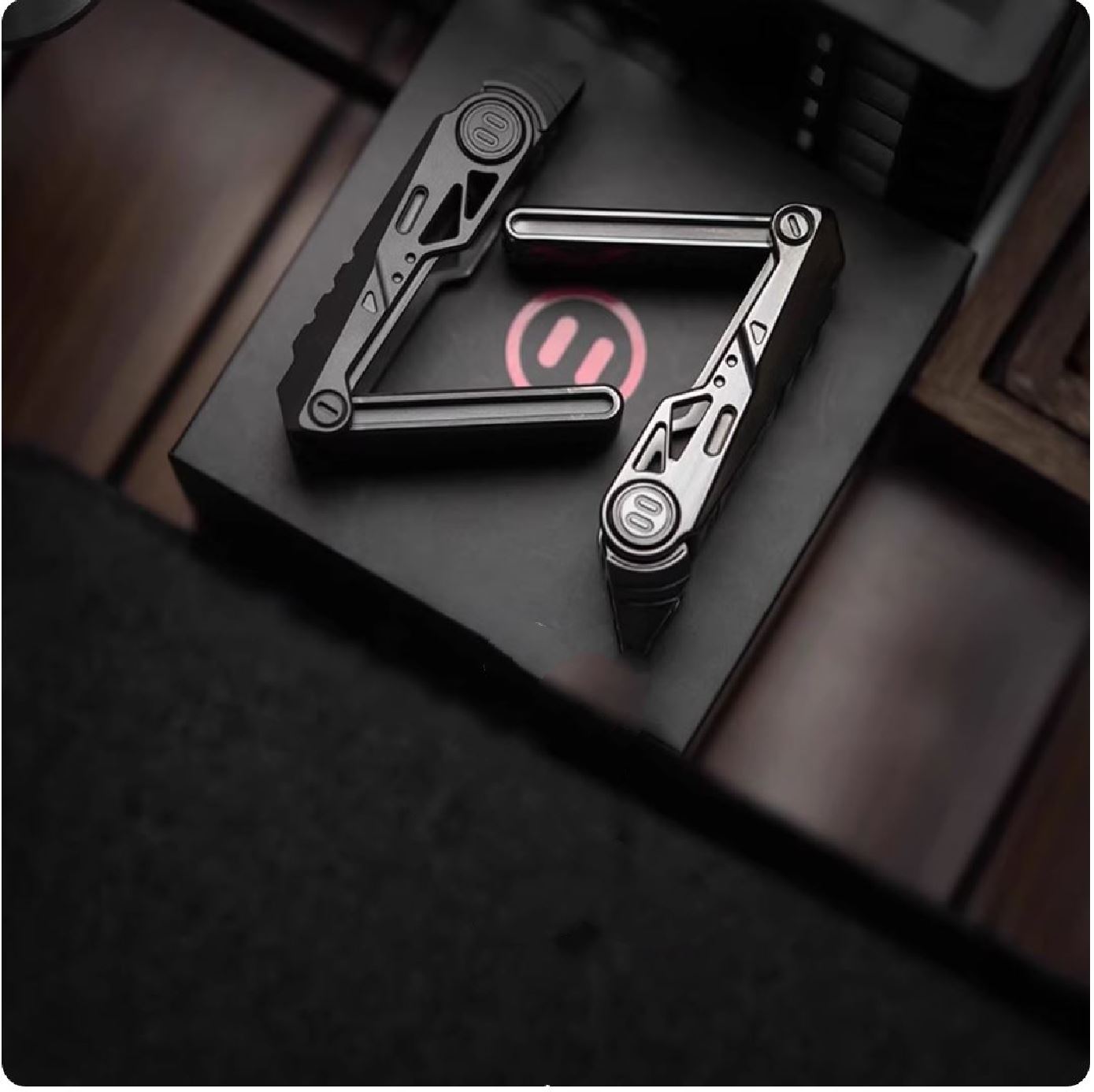 YEDC Razor 2.0 Zirconium Limited Mechanical Hand Haptic Slider | YEDC Razor 2.0 Zirconium EDC Hand Fidget Toy for Collection &amp; Gift