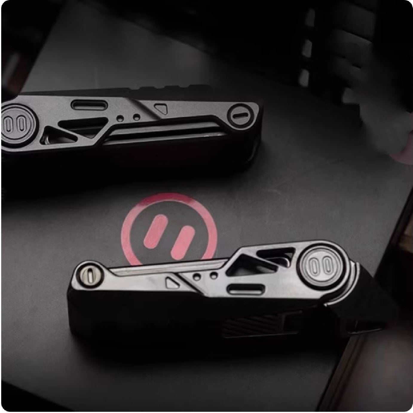 YEDC Razor 2.0 Zirconium Limited Mechanical Hand Haptic Slider | YEDC Razor 2.0 Zirconium EDC Hand Fidget Toy for Collection &amp; Gift