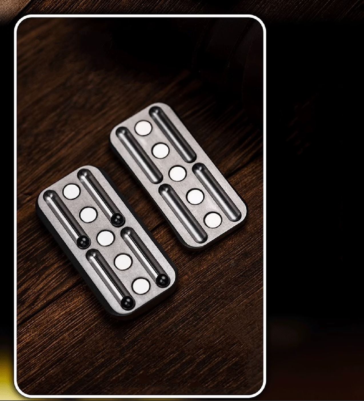 WANWU Studio Centurion Shield Hand Haptic EDC Slider for Gift & Collection