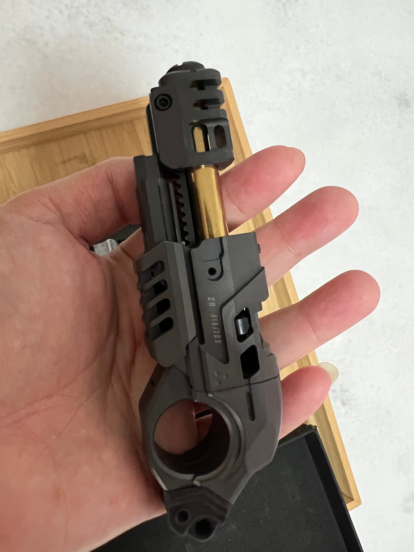 Pre Owned GoBiggeR Punnk Zirconium "Hand Push Slider for Gift & Collection