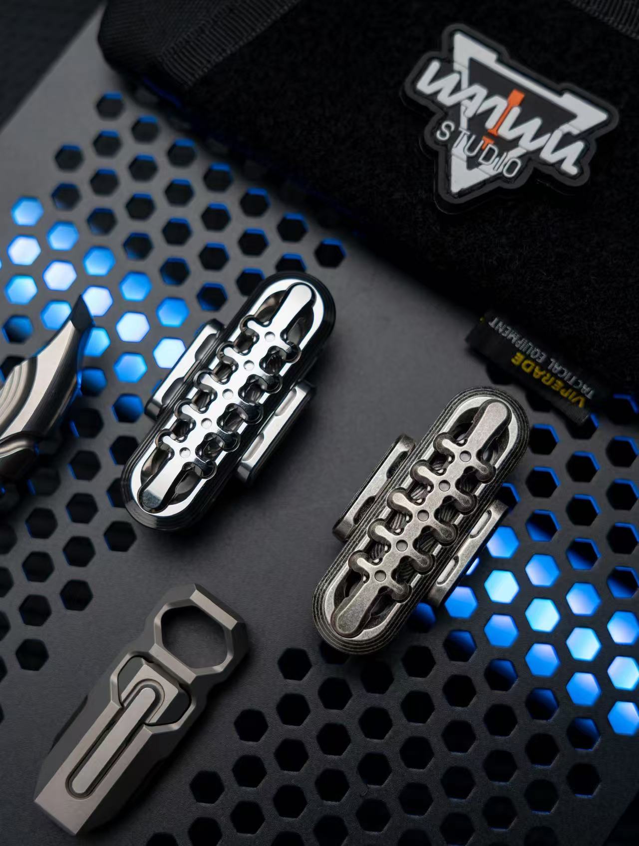 Pre Owned WANWU EDC Stainless Steel Exoskeleton Fidget Slider for Collection & Gift